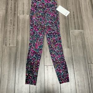 NWT Lululemon Base Pace High-Rise Running Tight 25"